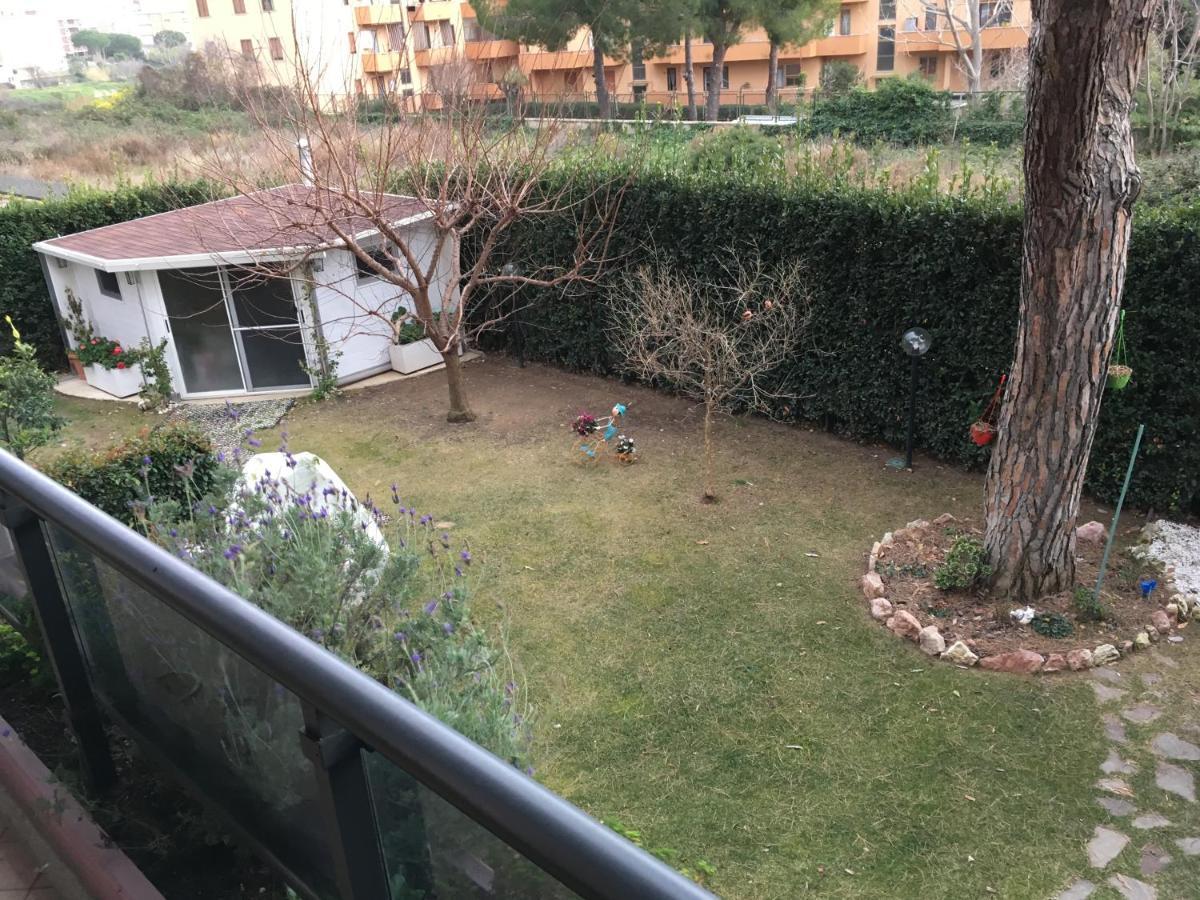 Appartamento Victoria Con Parcheggio Privato Civitavecchia Luaran gambar