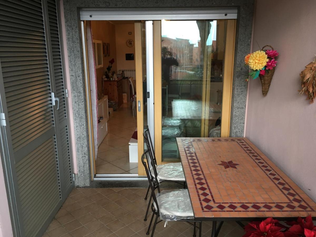 Appartamento Victoria Con Parcheggio Privato Civitavecchia Luaran gambar